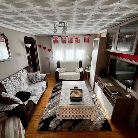 Privatunterkunft Beautiful For 2 People