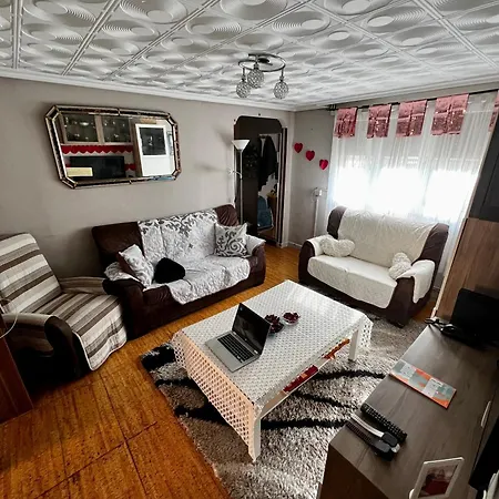 Beautiful For 2 People *