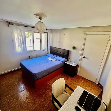 Beautiful For 2 People Privatunterkunft Arrasate/Mondragon